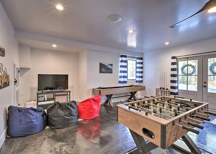 Holiday home Mtn-view W/ Game & Deck In Flagstaff *